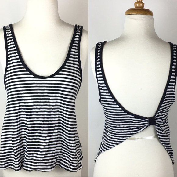 Victoria's Secret Fly Away Knot Crop‎ Tank XS NWOT - Picture 1 of 8